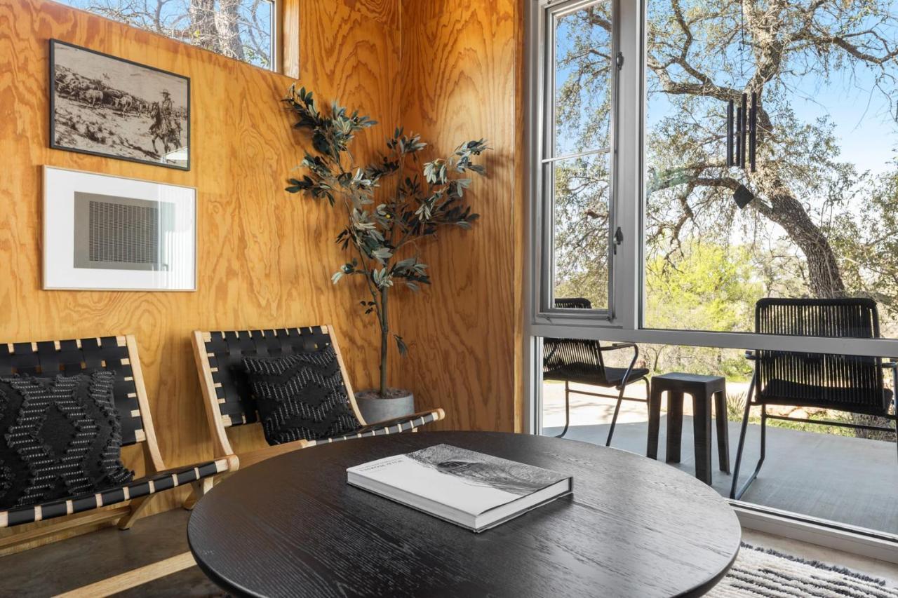 Lazo House - Riverfront With Overlooking Llano River Εξωτερικό φωτογραφία